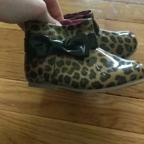 **3 for $10** Koala Kids leopard boots - Picture 5 of 6